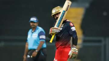 Dinesh Karthik has the highest strike rate of 209.57 in the ongoing season of the IPL