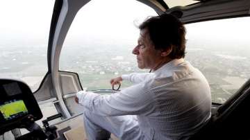 Pakistan, Imran Khan, Imran Khan helicopter travel, Pakistan political crisis