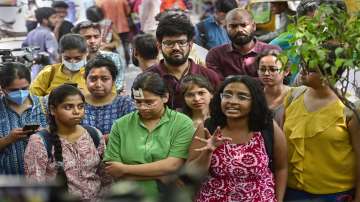 Injured All India Students Association (AISA) student activists speak to media, after violence erupted at JNU’s Kaveri Hostel 