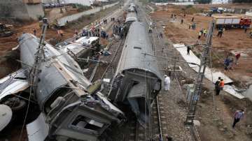hungary train derailment, train derailed in hungary