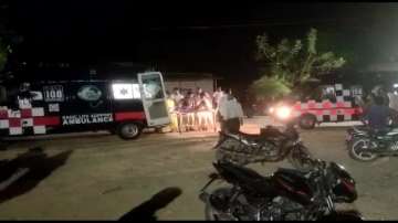 Andhra Pradesh road accident, Six killed ten injured after truck collides with minivan in Palnadu, t
