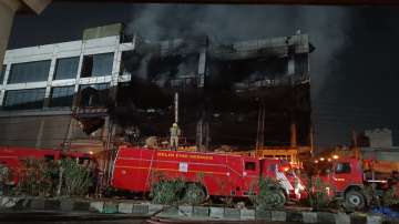 delhi fire, Delhi fire, fire in delhi, West Delhi, Delhi Metro, fire, fire tenders, President Ram Na