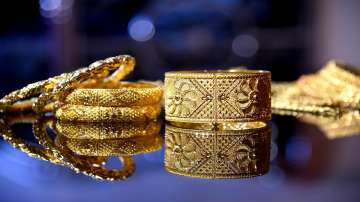 Reserve Bank of India issues norms for import of gold by jewellers, latest business news updates, In