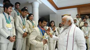 PM Modi hosted the the Indian Deaflympics contingent at his residence