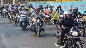 Mumbai Helmets compulsory for pillion riders half of accident fatalities involve two wheelers, lates