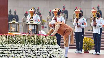 Prime Minister Narendra Modi during the homage and reception ceremony of Swarnim Vijay Mashaals on the occasion of Vijay Diwas, at National War Memorial in New Delhi.?