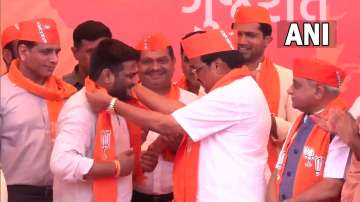Hardik Patel, former Gujarat Congress working president, joins BJP 