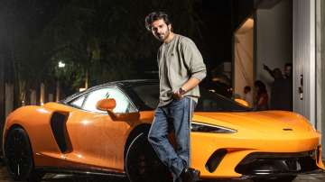 Kartik Aaryan gets swanky McLaren as gift 