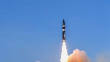 Agni-4, Defense Ministry, Nuclear Capable Agni-4, Nuclear-capable, Missile Test, india, agni, agni m