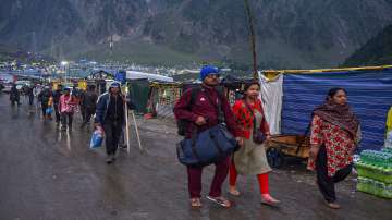 Amarnath Yatra, Amarnath Yatra 2022, Amarnath Yatra suspended, Amarnath bad weather, amarnath suspen