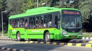 dtc bus, delhi bus accident