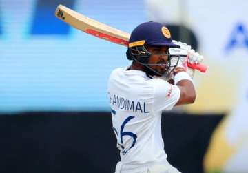Chandimal in action during opening day of 2nd Test vs Pakistan.
