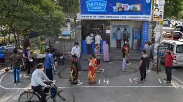 Mother Dairy cuts prices of soyabean, rice bran oils by up to Rs 15 per litre