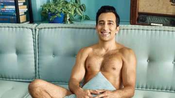 Rahul Khanna sets the internet on fire with his nude photo; Malaika Aora, Dia Mirza and others react