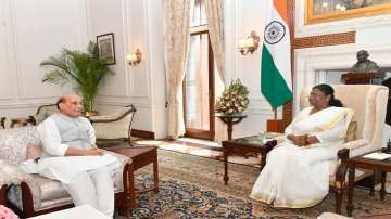 Rajnath Singh meets President Droupadi Murmu at Rashtrapati Bhavan latest updates 