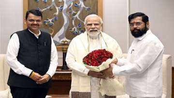 PM Modi meets Eknath Shinde and Devendra Fadnavis