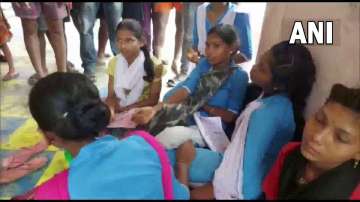 Odisha | Teacher beats 14 students, gets arrested 