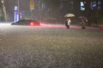 News, Floods, Weather, Asia Pacific, South Korea, flooding, heavy rain, rain, seven dead, 7 dead, 80