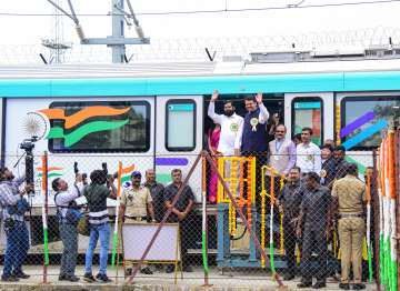 Fadnavis said the testing of the Metro train on line-3 was successful and all its obstacles have been removed.

