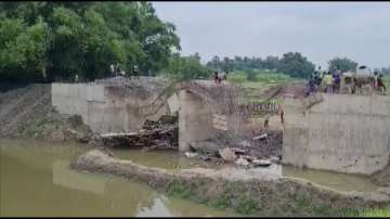 Bihar, Several labourers injured after under construction bridge collapses in Katihar, Barari, lates