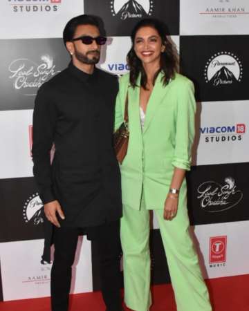 Ranveer Singh & Deepika Padukone Are Winning Travel Style With Their  Classic Coordinated Outfits