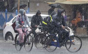 west bengal, kolkata, India, weather, climate, cyclone, rain, heavy rain, downpour, showers, monsoon