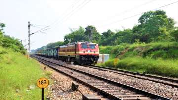 Bhubaneswar, Train Derails, Goods train, Bhubaneswar Railway station, Odisha, ECoR, five wagons of a