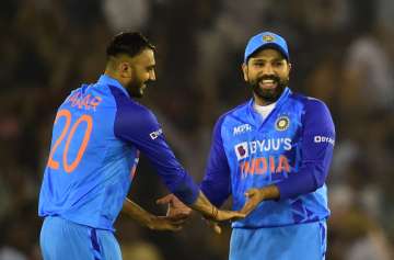 Axar Patel (Left) and Rohit Sharma (Right) 
