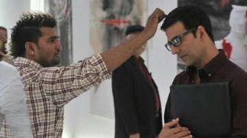 Akshay Kumar’s hairdresser Milan Jadhav passes away