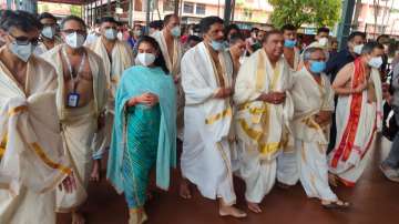 Guruvayur Devaswom Board Chairman Prof PK Vijayan welcomed Mukesh Ambani at the temple. 