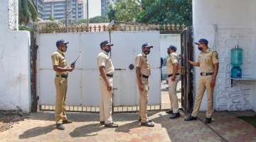 mumbai police, hoax bomb threat