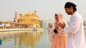 Angad & Neha visit Golden Temple on son's birthday