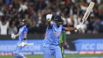 India beats Pakistan by 4 wickets in its T20 World Cup opening match.