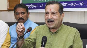 RSS leader Indresh Kumar takes on Congress leader Rahul Gandhi for his comment that Savarkar helped the British.