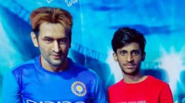 MS Dhoni wax statue in Mysore