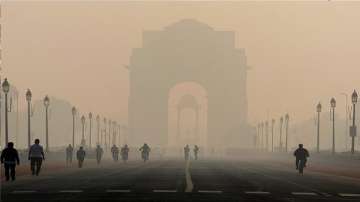 Delhi continues to witness severe air quality