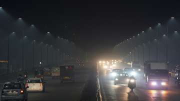 Delhi air pollution, delhi Government lifts ban, BS3 petrol four wheelers plying, BS4 diesel four wh