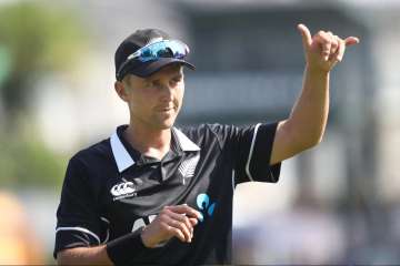 Trent Boult remains without contract with New Zealand Cricket