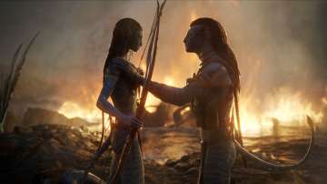 Still of the Sullys from Avatar 2 (Avatar The Way of Water)