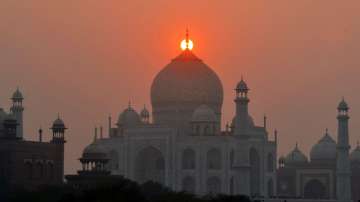 Covid alert, coovid 19, covid cases, taj mahal, taj mahal news, taj mahal latest news, covid cases