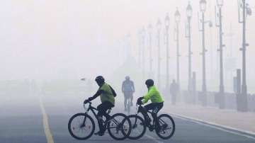 Delhi air quality remains in the 'very poor' category