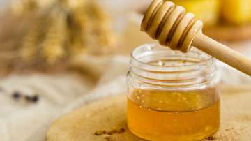 representative image benefits of honey