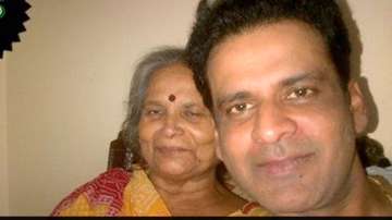 Manoj Bajpayee with his mother Geeta Devi