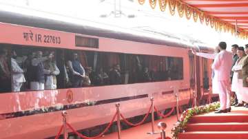 Vande Bharat Express between Nagpur and Bilaspur flagged off
