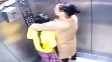 Domestic help beaten by a woman in Cleo County society in Noida
