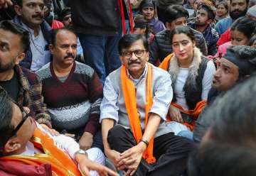 Sanjay Raut targets Eknath's camp after losing party's name and symbol