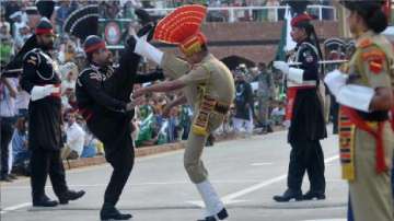 Beating retreat ceremony at India-Pakistan border