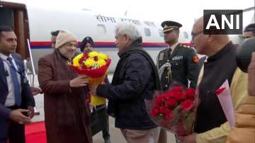 Amit Shah reaches Jammu and Kashmir to review the security situation in the valley