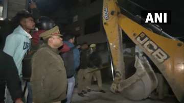 Residential building collapses in Lucknow