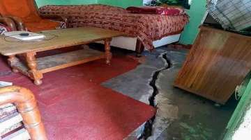More houses develop cracks in 'sinking' Joshimath